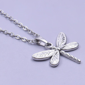 Collier Pendentif Libellule Métamorphose Lumineuse couleur Argent