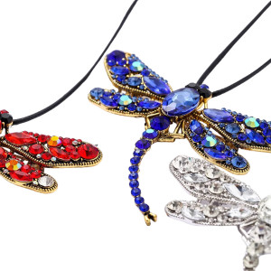 Vue générale Collier Pendentif Libellule Mosaïque de Gemmes - 6 couleurs au choix !