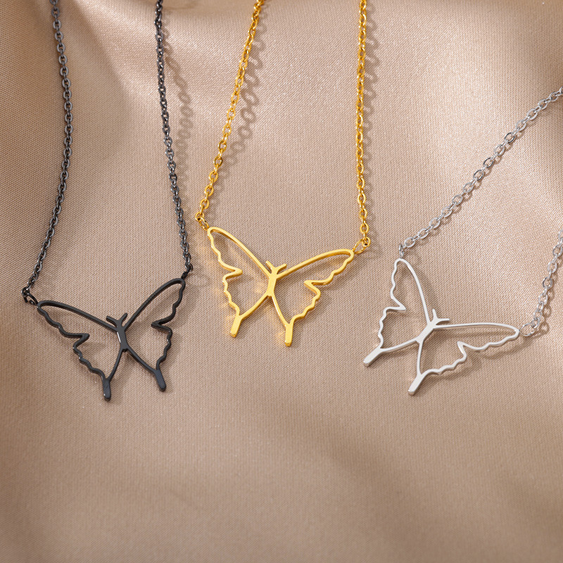 Collier Pendentif Papillon MinimalisteCollier Pendentif Papillon Minimaliste