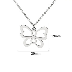 Dimensions Collier papilion couleur or