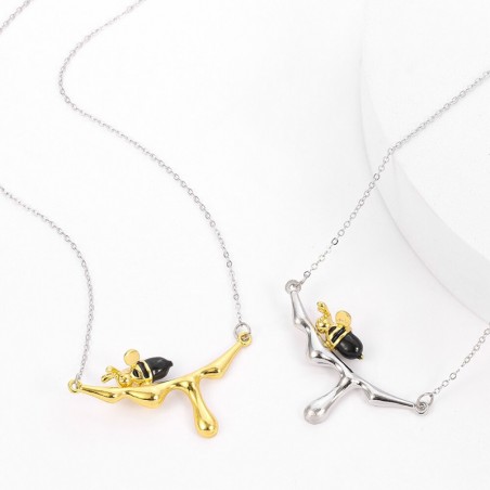 Collier en forme d'insecte au miel d'abeille pour femmes