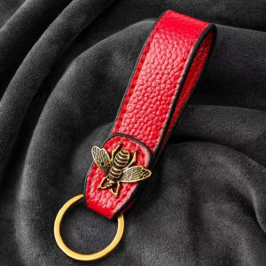 Llavero Abeja "Elegancia Real" | Cuero y Bronce | Regalo Único
