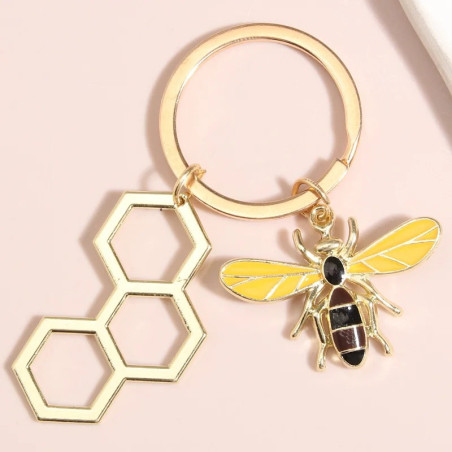 Llavero Abeja Hexágono Dorado – Minimalismo y Naturaleza