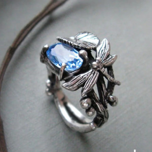 Anillo Libélula Azur Encantada con Circón Azul | Joya Única