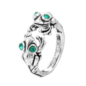 détails de la Bague Grenouille Nymphéa Enchantée