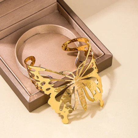 Pulsera Mariposa Dorada y Plateada 'Destello de Libertad'