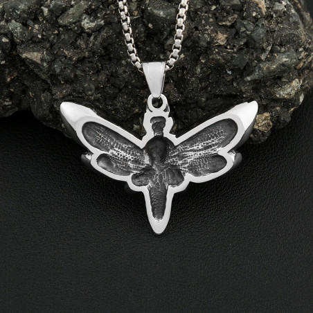 Collar Gótico de Polilla - Joya Elegante y Misteriosa