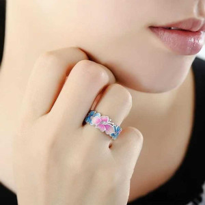 Anillo Mariposa Brillo Primaveral – Joya Colorida en Plata 925