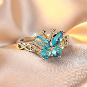 Anillo Mariposa Azul 'Destello Zafiro' – Joya Mágica y Única