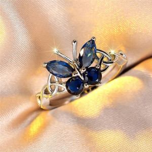 Anillo Mariposa Azul 'Destello Azur' - Elegancia y Refinamiento