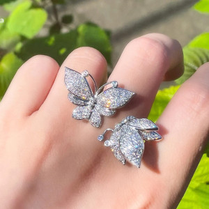 Anillo Mariposa de Plata de Ley con Circonitas – Ajustable