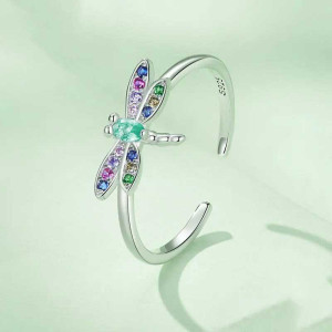 Anillo Libélula Plata 925 'Arcoíris Místico' – Joya Elegante