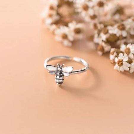 Anillo de Abeja en Cobre | Joyería Minimalista y Original