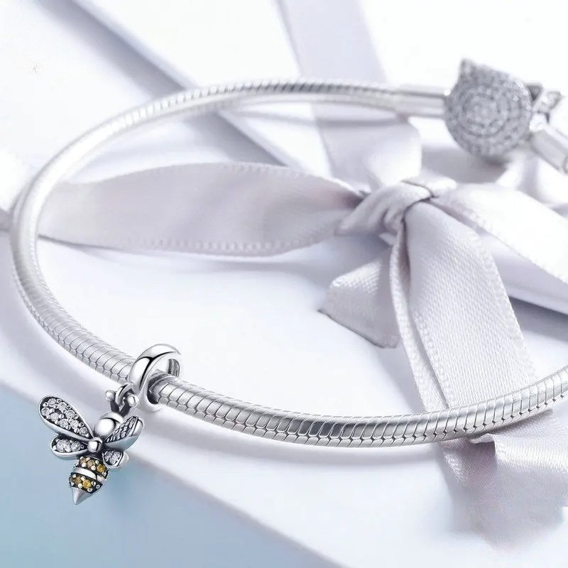 Colgante de Abeja en Plata de Ley 925 | Joyería Original