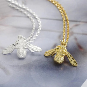 Pulsera Abeja 'Recolectora Elegante' - Joya en Plata Tibetana