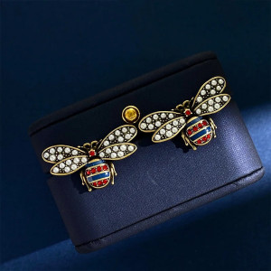 Pendientes Abeja 'Esplendor Imperial' - Elegancia y Lujo
