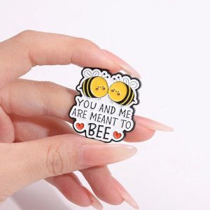 Pin Abeja "Love Buzz" - Broche Bonito y Original para Regalo