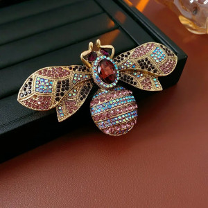 Broche de Abeja 'Majestad Antigua' - Elegancia y Refinamiento