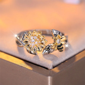 Anillo Abeja Ajustable 'Recolectora del Sol' - Circonita