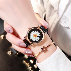 Reloj Floral 'Elegancia Margarita' | Un Regalo Original para Mujer