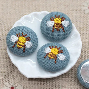 Set 10 Botones Bordados Abeja 17mm | Idea Regalo Original