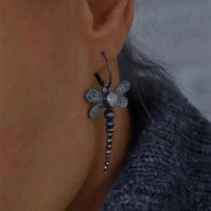 Pendientes de Libélula Vintage – Elegancia y Encanto Atemporal