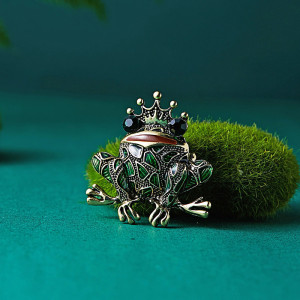 Broche Rana Real – Joya Majestuosa y Mágica para Regalo