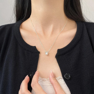 Collar Abeja con Perla de Plata de Ley 925 | Joyería Original
