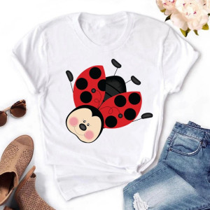Camiseta Mujer 'Pequeña Felicidad Alada' - Mariquita Kawaii