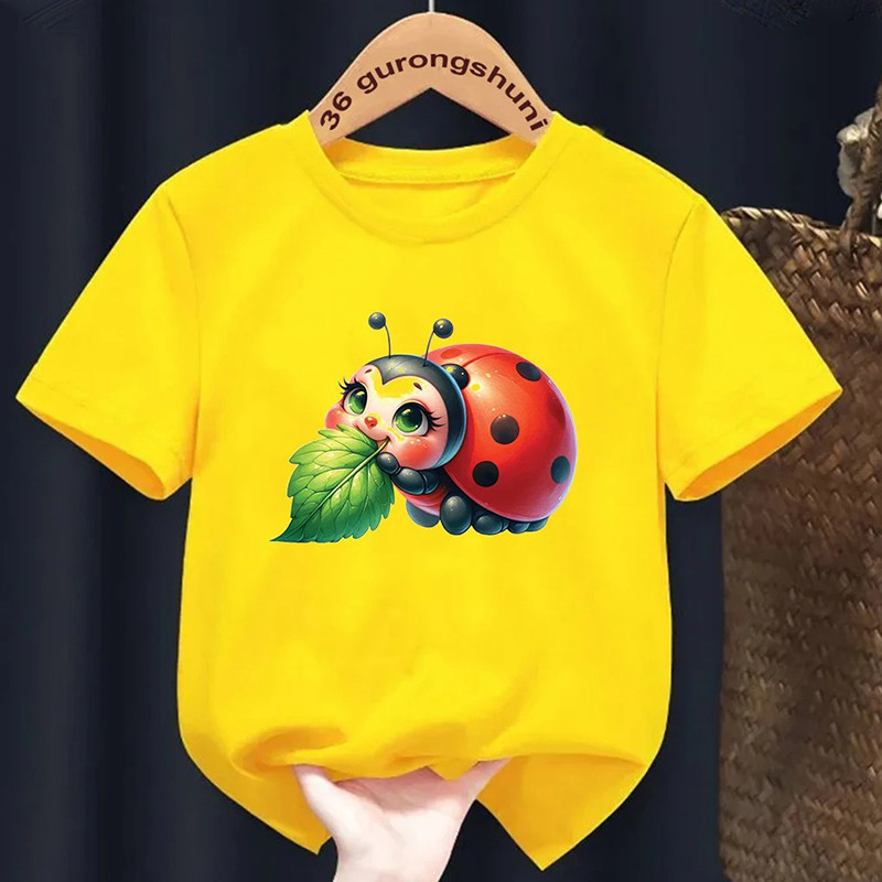 Camiseta Infantil Mariquita Glotona - Comodidad y Naturaleza