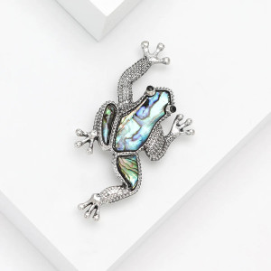 Broche Rana de Nácar Original | Elegancia y Simbolismo