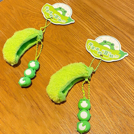 Llavero Rana Vaina Verde – Trío Kawaii en su Vaina Divertida