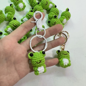 Llavero Rana de Crochet – Hecho a Mano, Bonito y Original