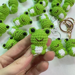 Llavero Rana de Crochet – Hecho a Mano, Bonito y Original