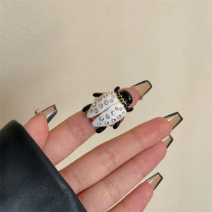 Anillo Mariquita Ajustable Blanco y Negro - Regalo Original