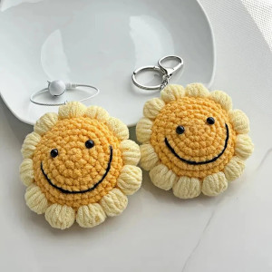 Llavero Sol Sonriente a Crochet | Regalo Original y Divertido