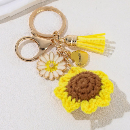 Llavero Girasol para Abuela | Hecho a Mano con Corazón Dorado