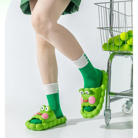 Zapatillas de Espuma Rana Nube – Ultra Cómodas & Estilo Kawaii