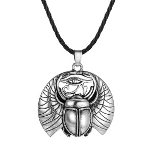 Collar Escarabajo Místico Único – Ojo de Horus Protector