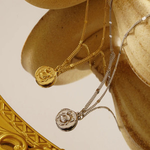 Collar Escarabajo Sol – Acero Inoxidable Oro o Plata