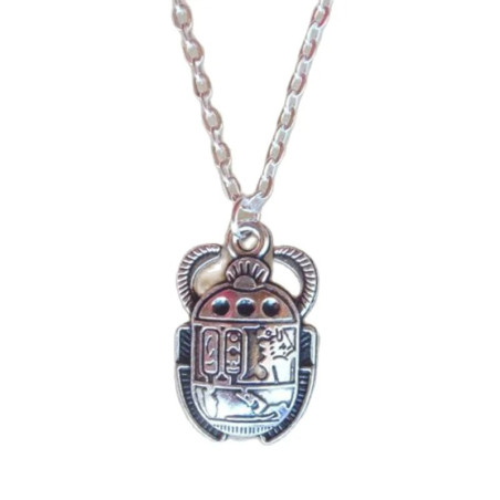 Collar Escarabajo Egipcio: Jeroglíficos & Detalles Rubí