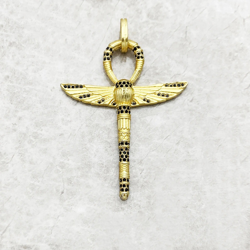 Colgante Ankh Escarabajo Oro – Plata 925 Dorada y Piedras Negras