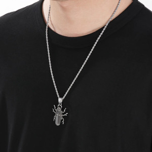 Collar Escarabajo Plata Bruta | Joya Minimalista y Simbólica