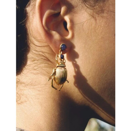 Pendientes Escarabajo Real Rubí – Joya Dorada & Piedra Mística