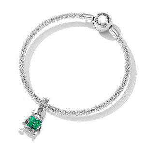 Charm Escarabajo Esmeralda Plata 925 – Talismán Original