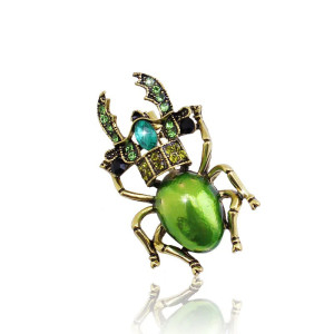 Broche Escarabajo Emperador de Esmeralda – Joya Insecto Única