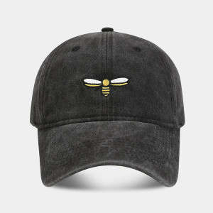 Gorra Abeja Bordada "Pequeña Alada" | Estilo Vintage & Único