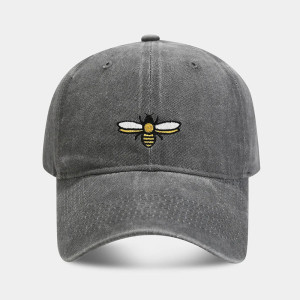Gorra Abeja Bordada "Pequeña Alada" | Estilo Vintage & Único