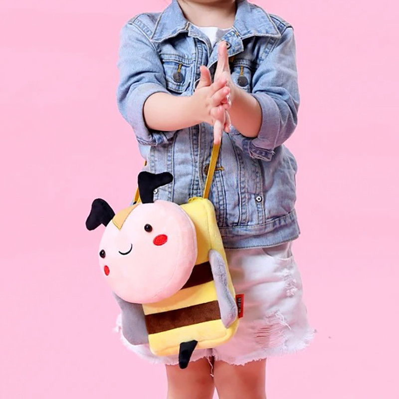 Bolso Peluche Abeja Adorable - ¡Bolsito Infantil Original!