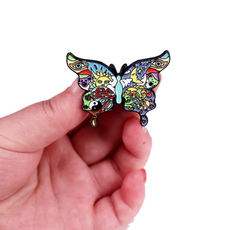 Pin Mariposa Love & Cosmos: Psicodélico, Colorido y Original